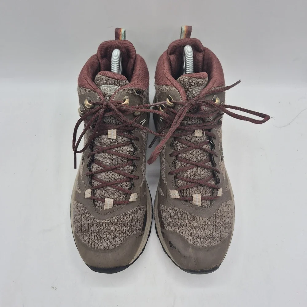 KEEN Snow Hiking Boots Womens Size 8 Brown Waterproof Ankle Lace Up 1023497
